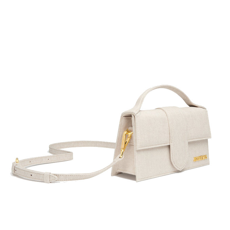 Sac à main avec bandoulière Le grand Bambino – Jacquemus